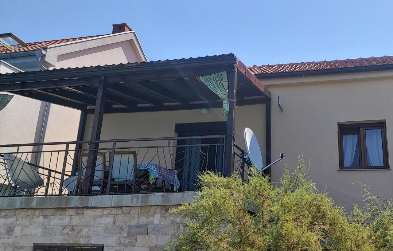 Apartmani Ana Karlobag Dış mekan fotoğraf