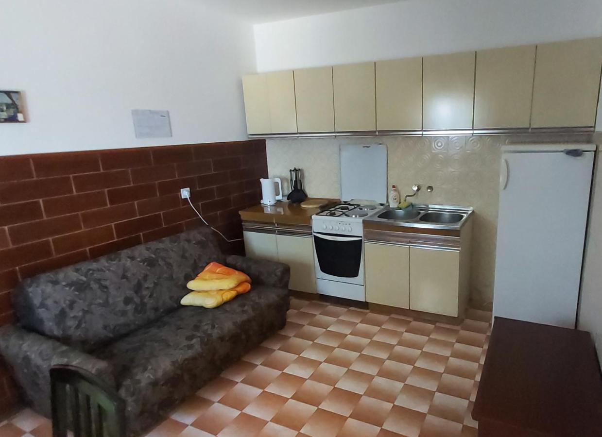 Apartmani Ana Karlobag Dış mekan fotoğraf