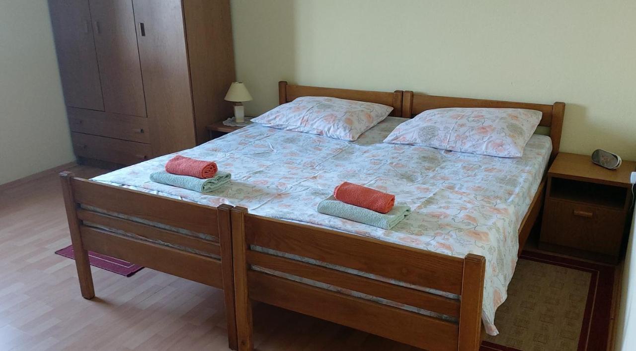 Apartmani Ana Karlobag Dış mekan fotoğraf